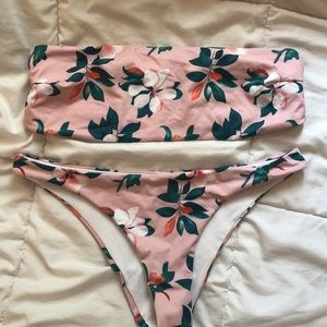 Women’s swimsuits